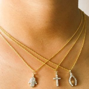 ✨✨NEW✨✨Set OF 3 Necklaces ✨✨